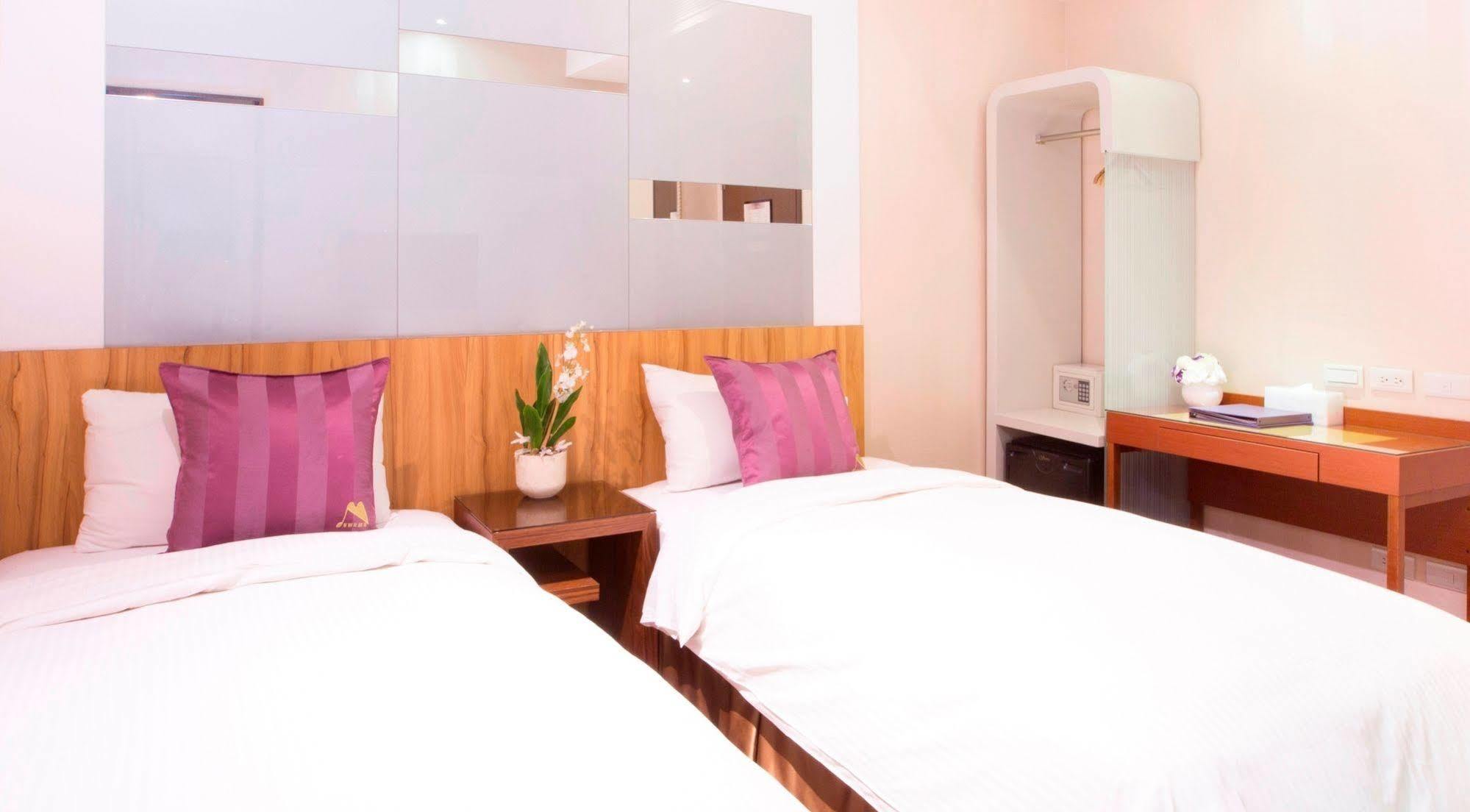 Muzik - Ximending Xining Branch Hotel