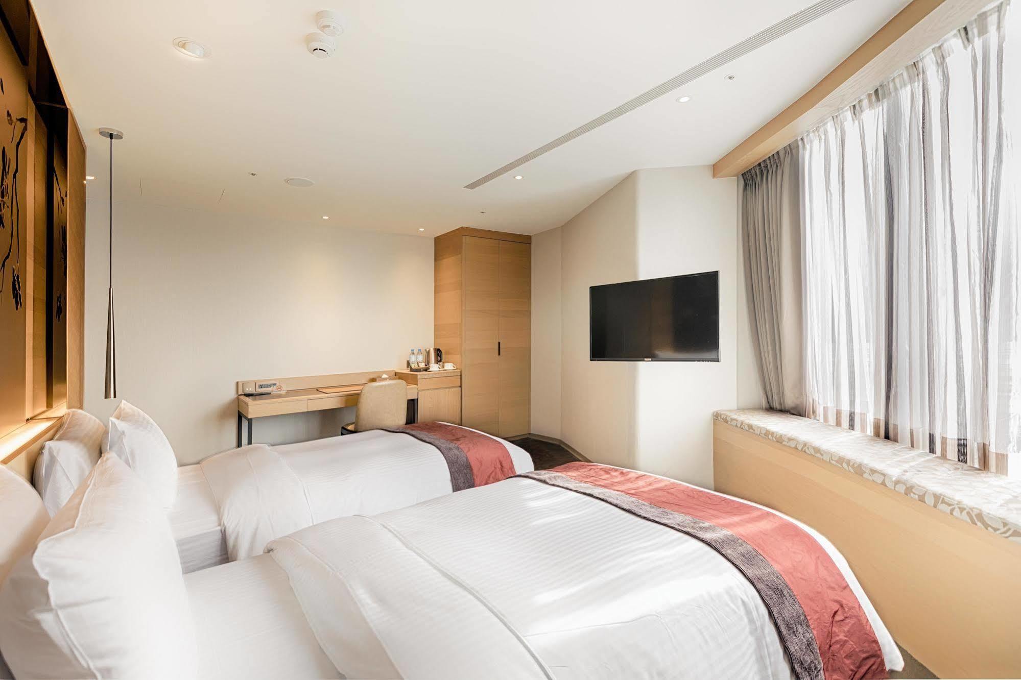 World Grand Nanjing Hotel Taipei