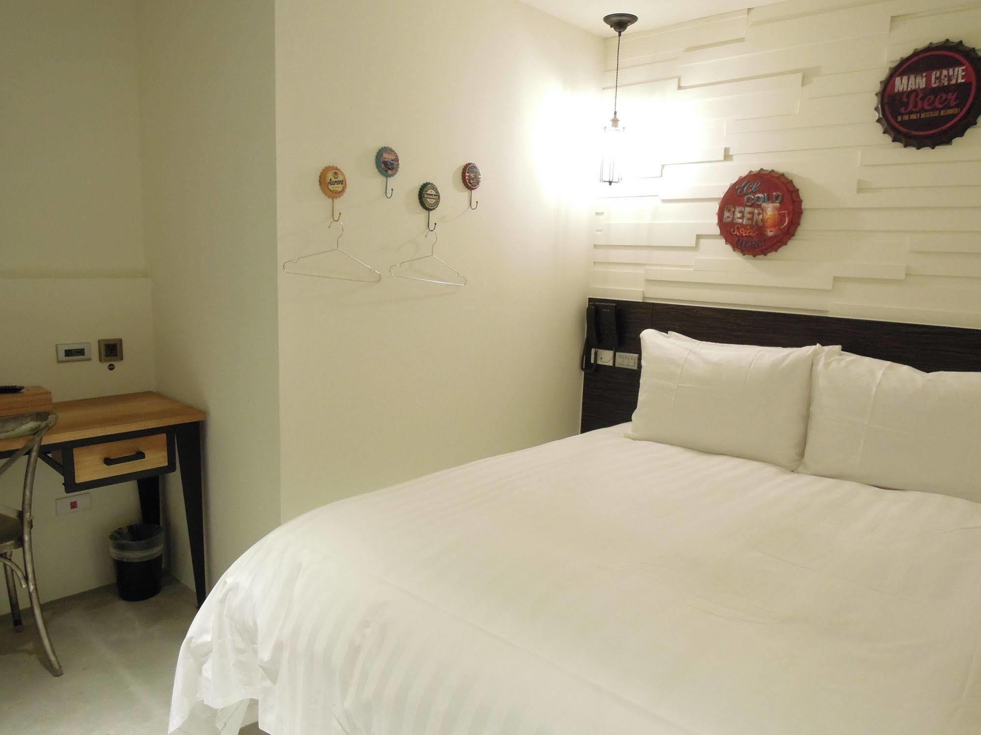 Re-change Hotel