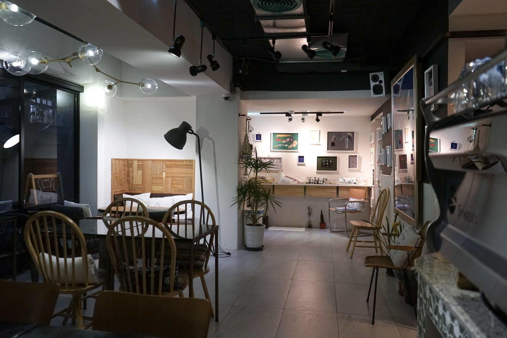 Nihao Cafe 3*