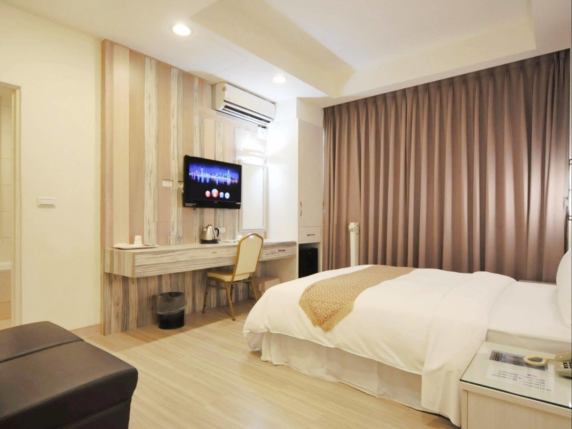 Chengdian Hotel 3* Taipei