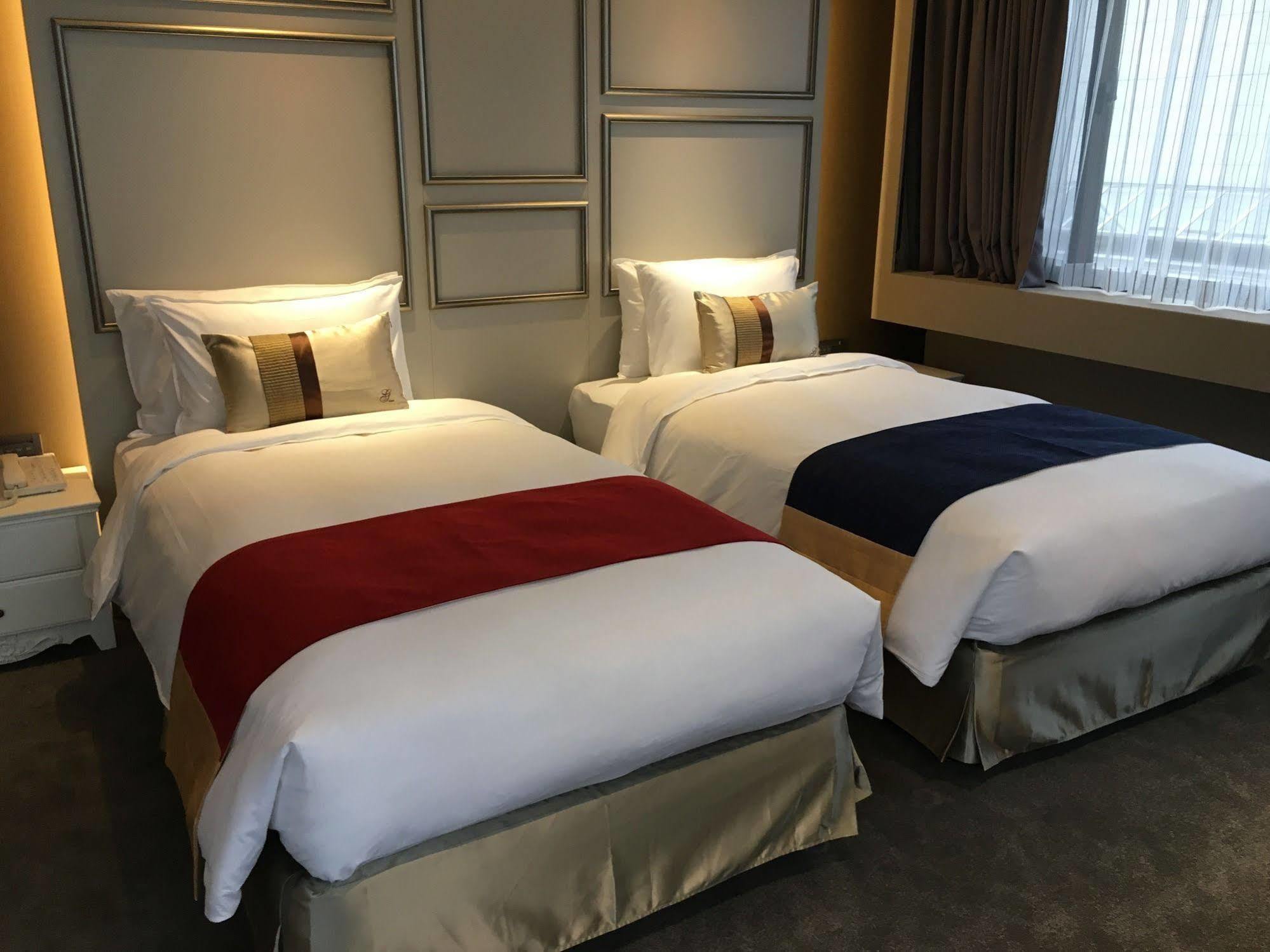Hotel World Zhongxiao
