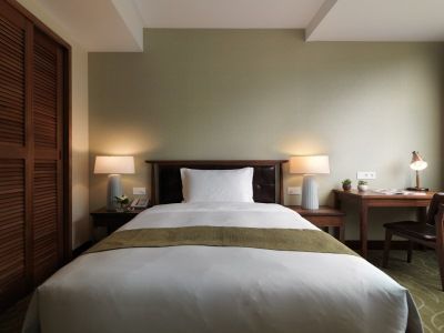 Yusense Hotel 4*