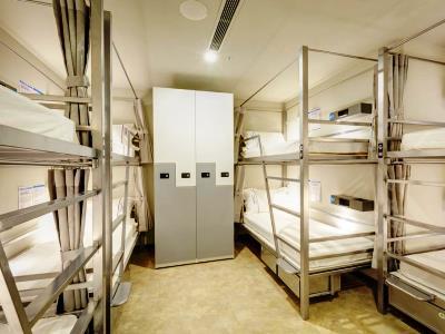 Space Xinyi *