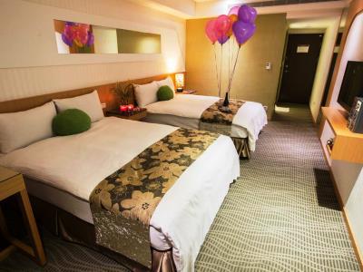 Sunny Hotel 3*