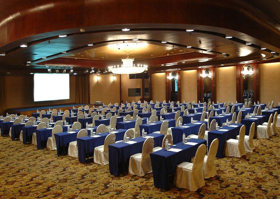 Holiday Asia World Hotel