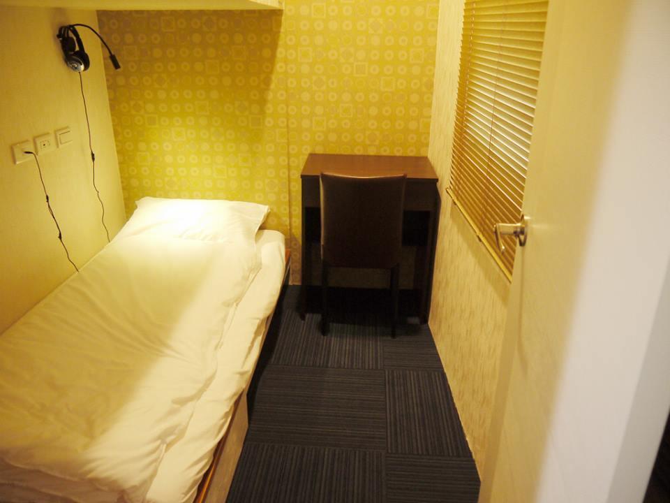 D.giraffe Your Space Capsule hotel Taipei