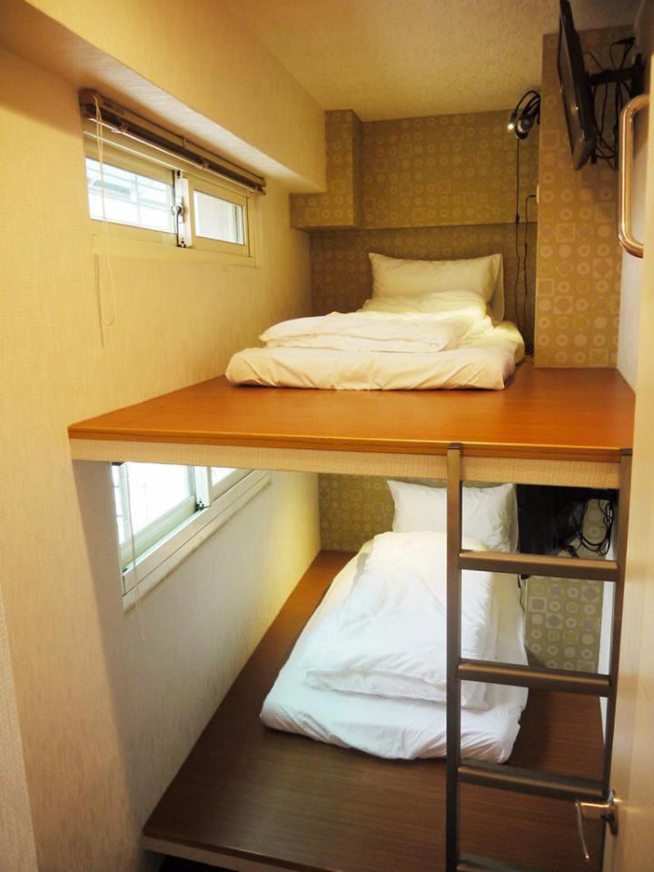 Capsule hotel D.giraffe Your Space