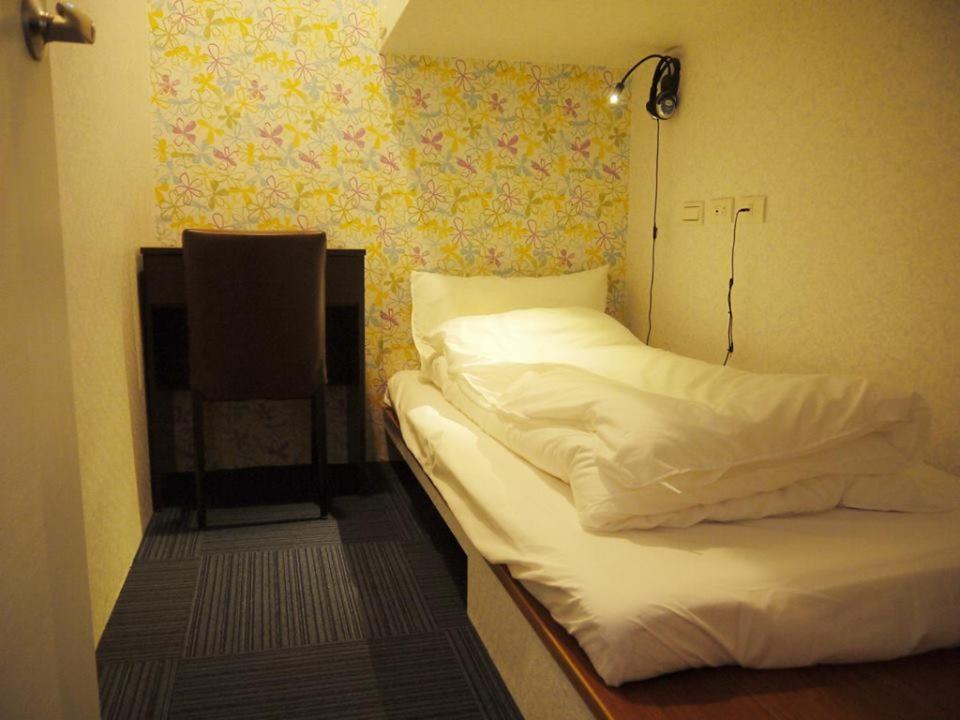 Capsule hotel D.giraffe Your Space *