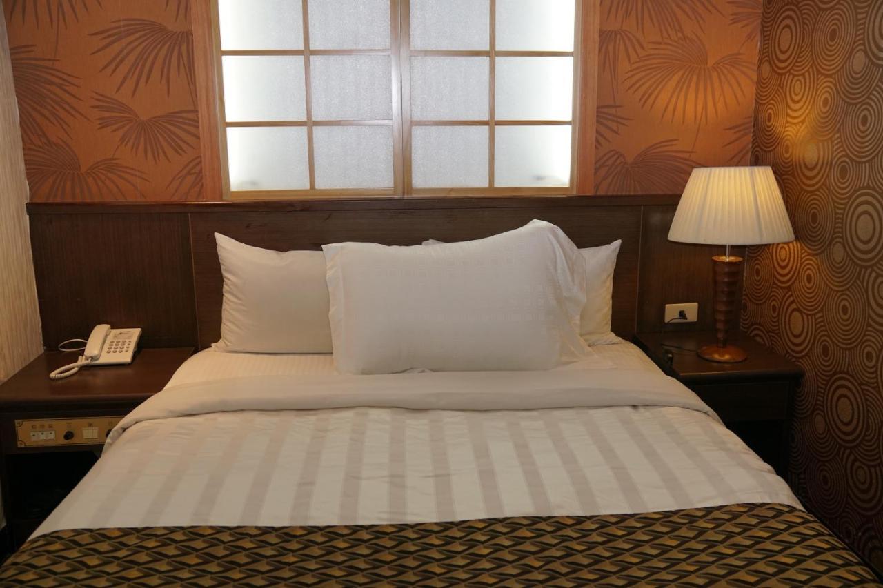 Dahshin Hotel 3*
