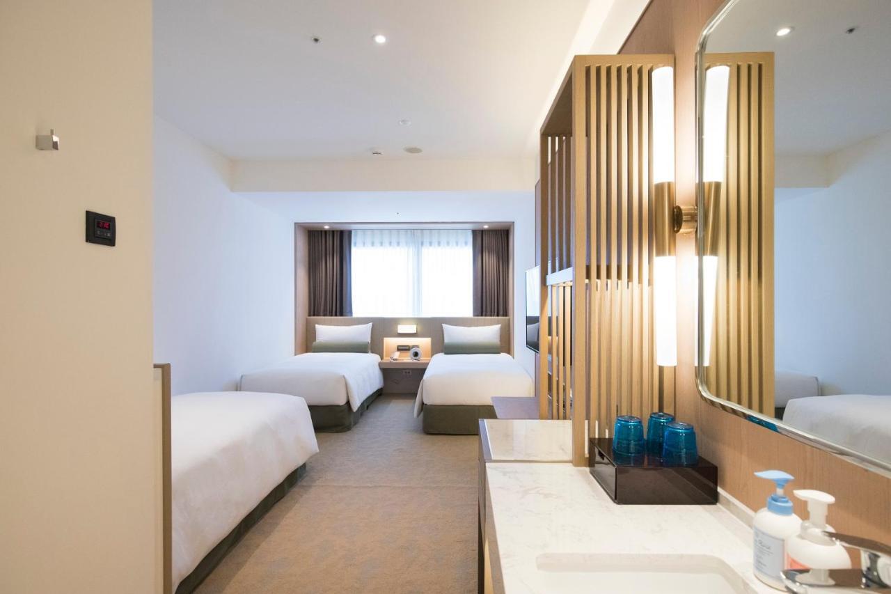 Caesar Metro Hotel