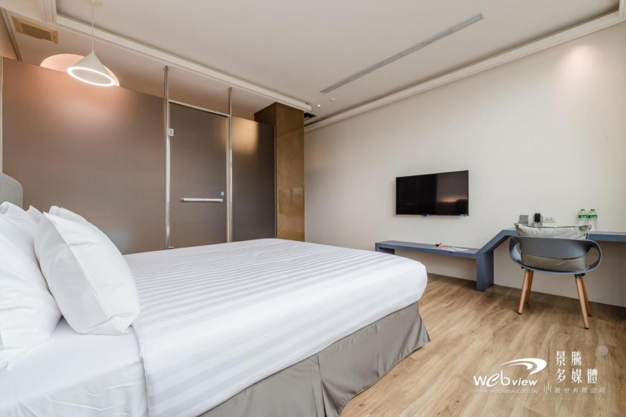 玩行旅台北館 Hotel 3*