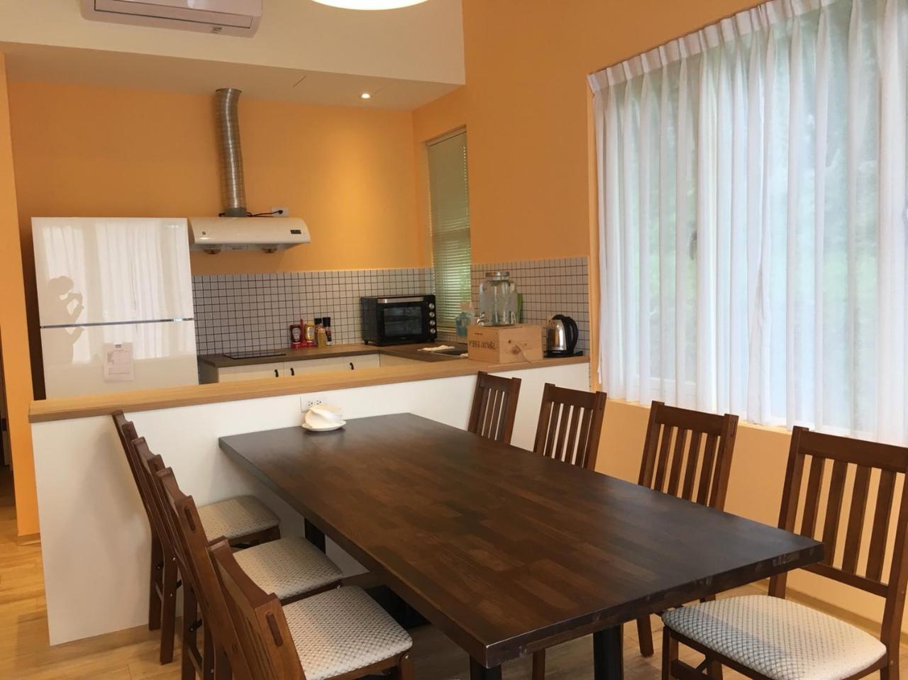 American Village Inn 3*