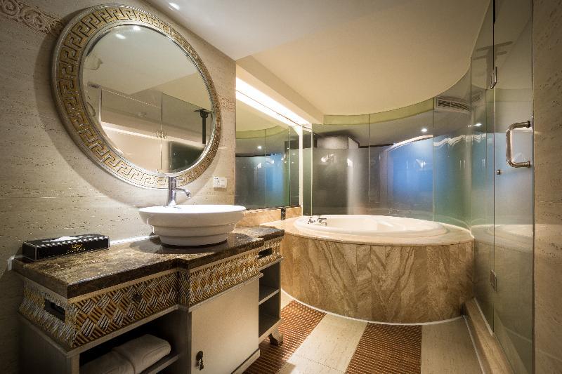 Lotty Hotel 3*