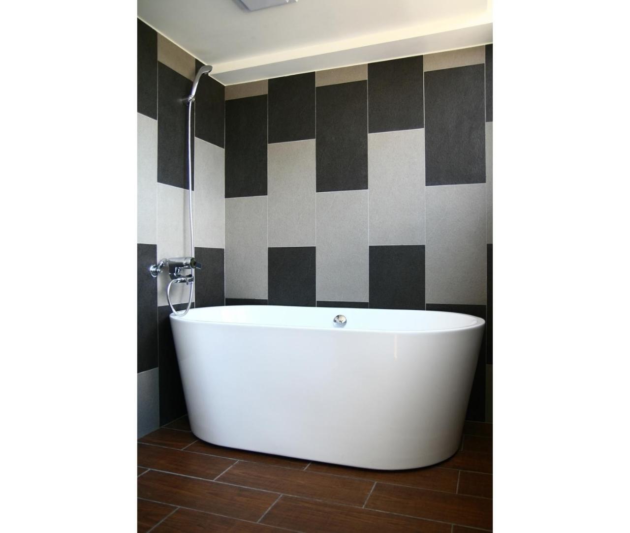 Papersun Hotel 3*