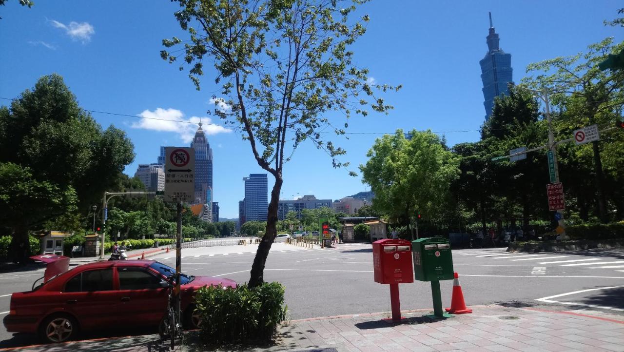 Tpe * Taipei