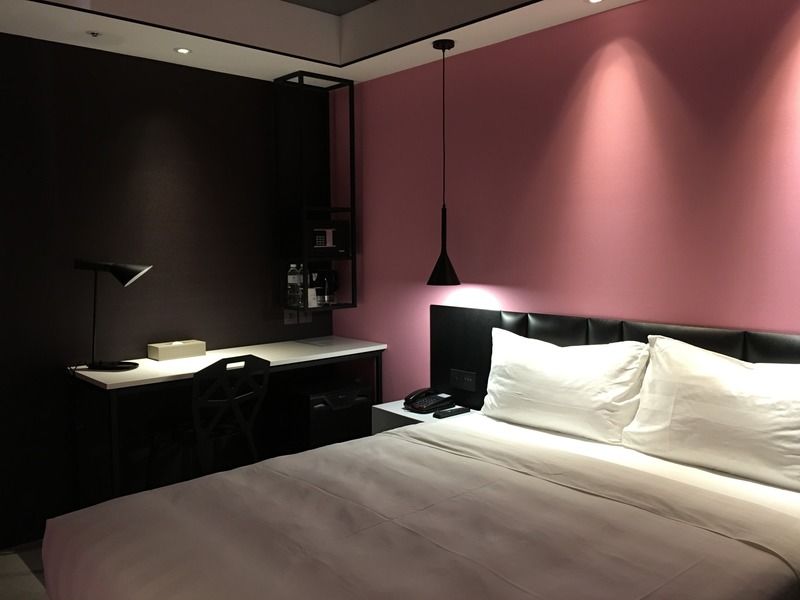 Hotel Papa Whale Taipei