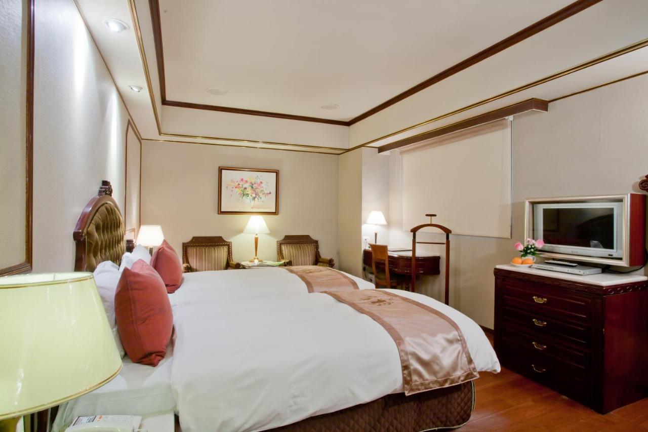 Charming Songshan