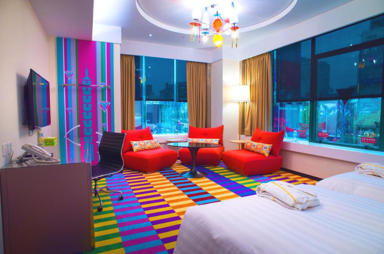 World - Zhonghua 4* Taipei