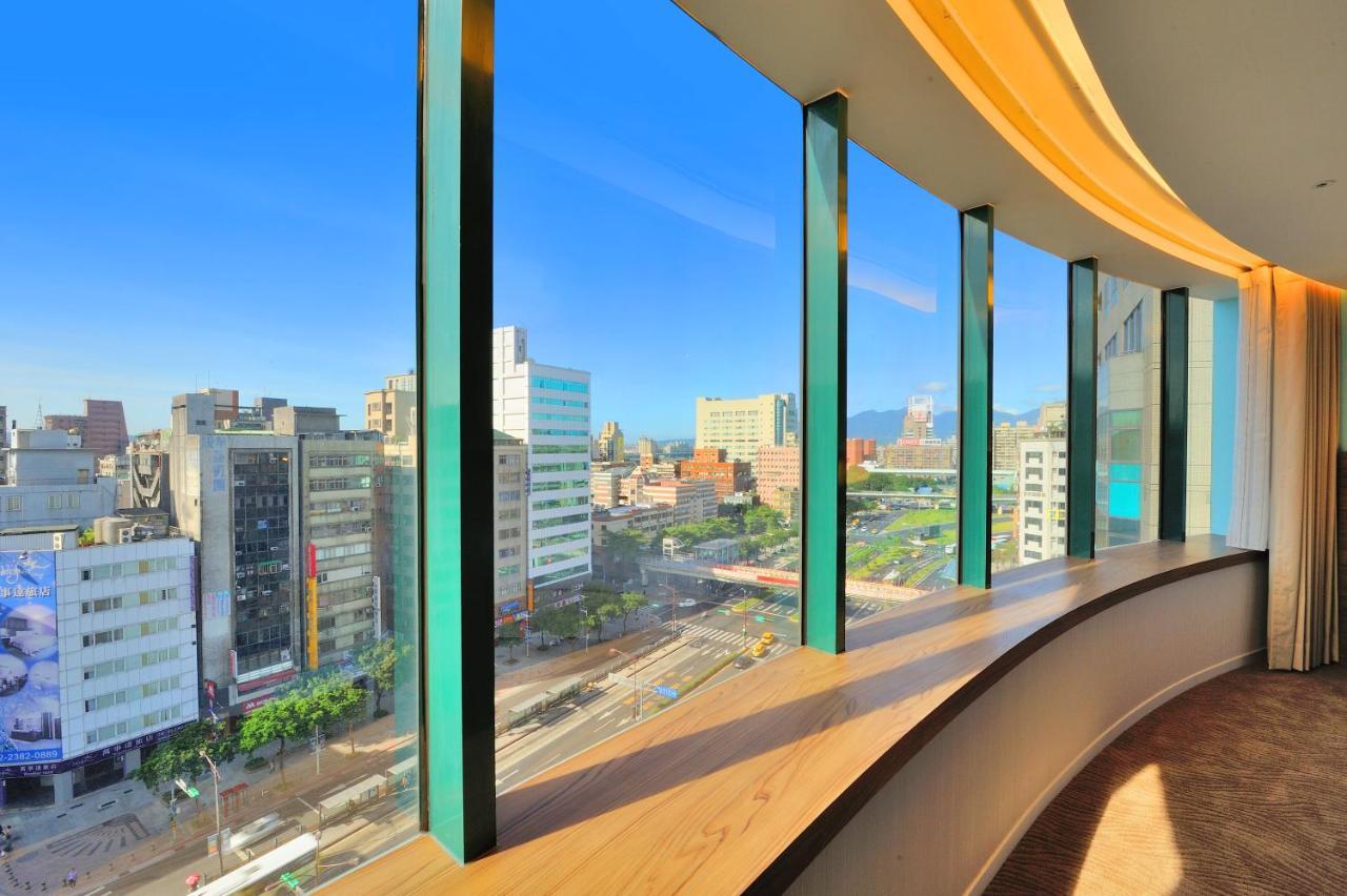 Hotel World - Zhonghua 4*