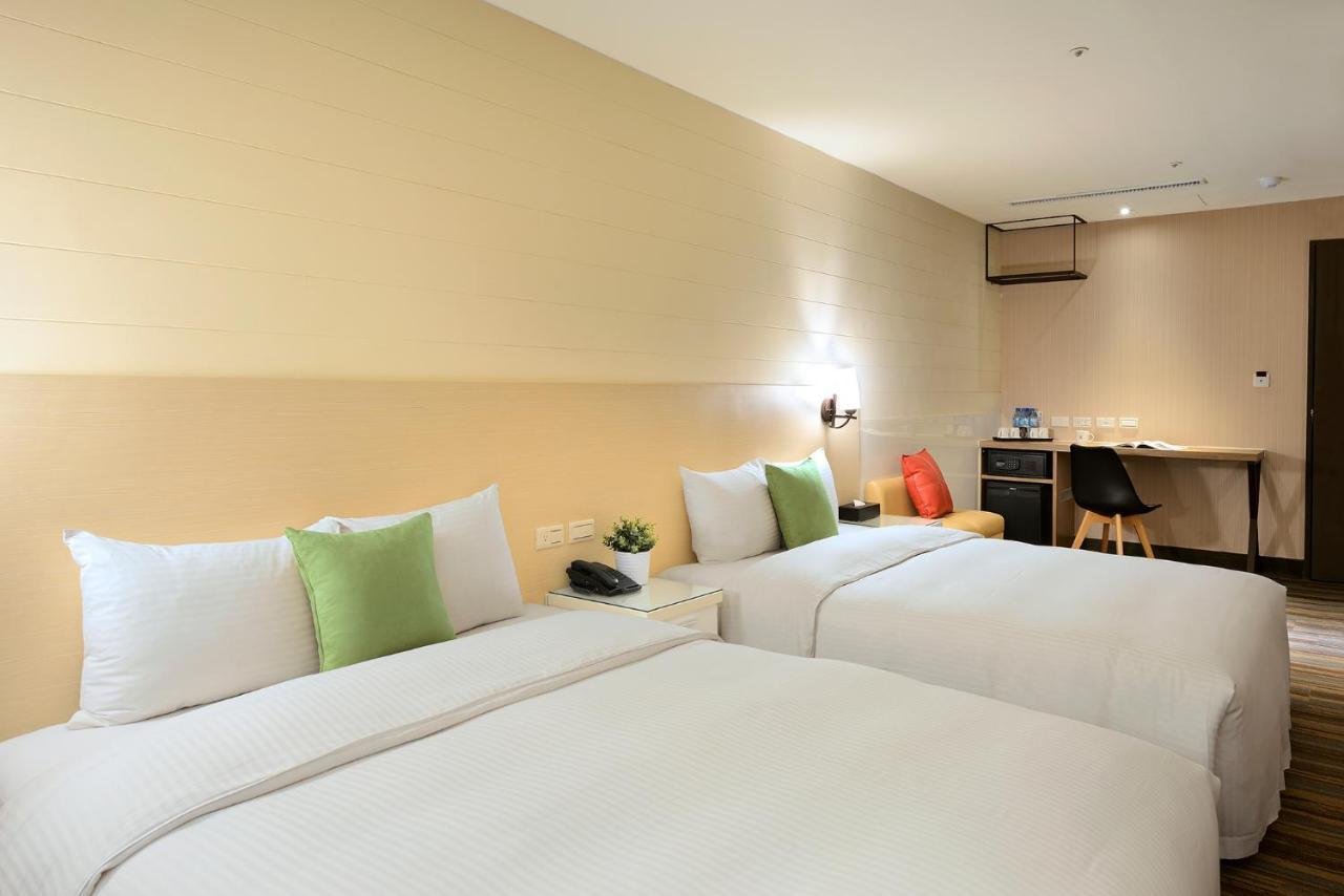 Via 3* Taipei
