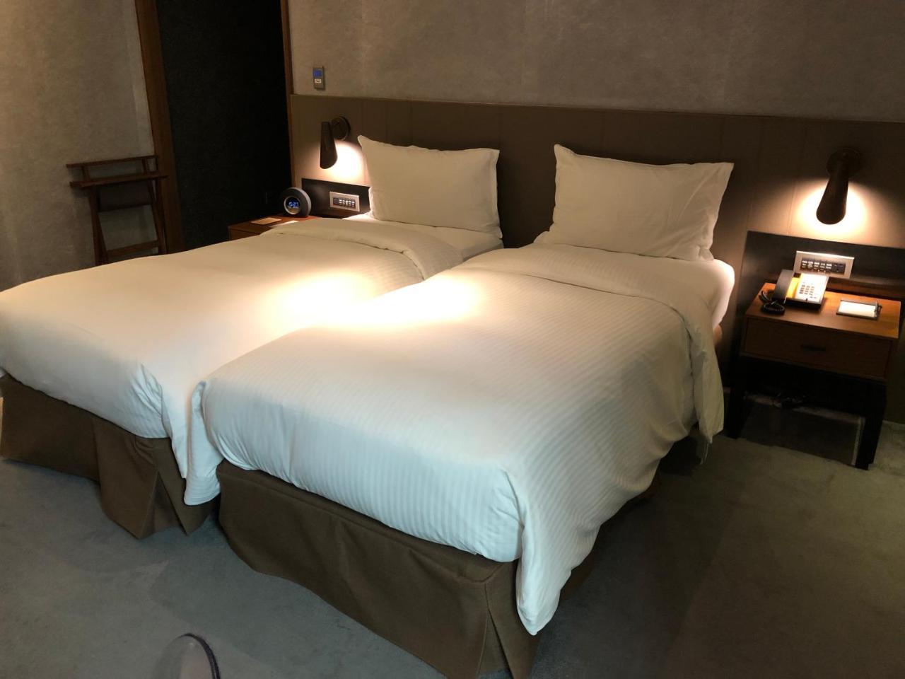 Check Nanjing Hotel 4*