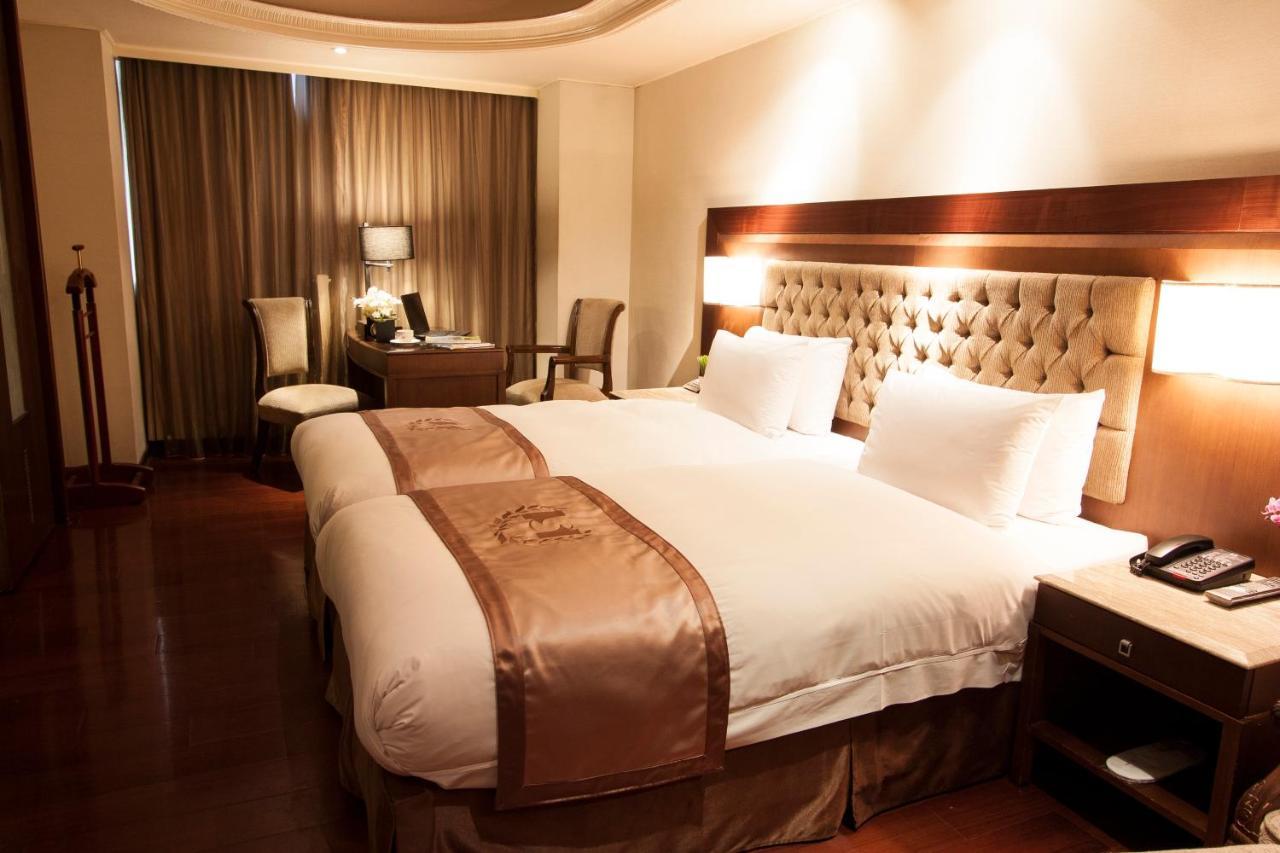 Hotel Charming City 3*