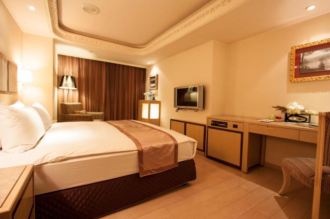 Charming City 3* Taipei