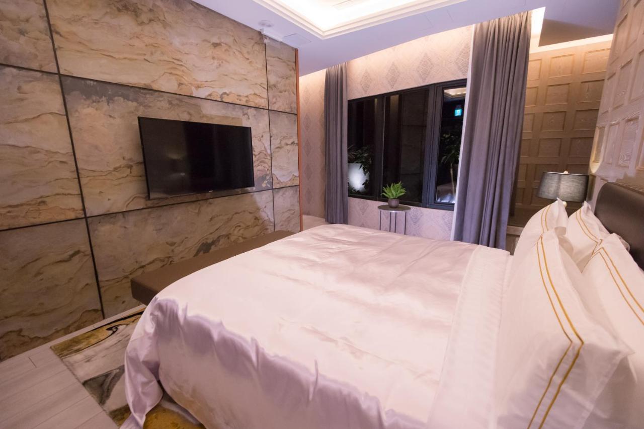 J Moon Motel Taipei