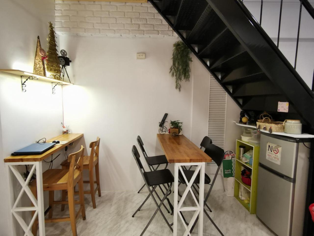 Hostel 橙舍一館 Tw I Taipei