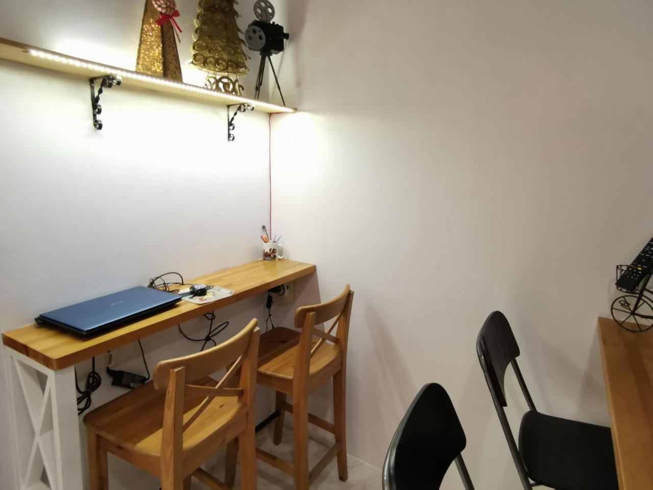 橙舍一館 Tw I Hostel