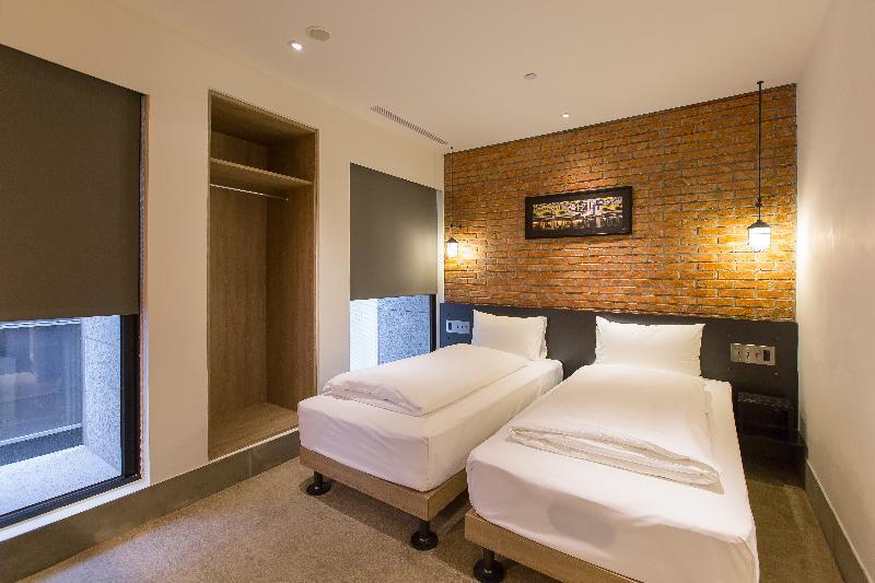 Hotel Check Songjiang Taipei