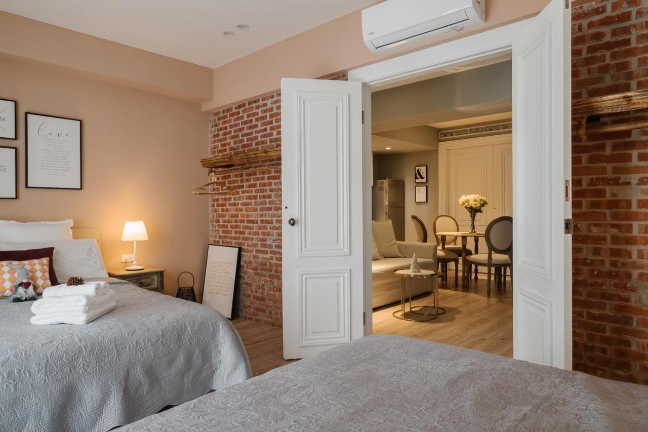 Little C+d Welcome Long Apartment