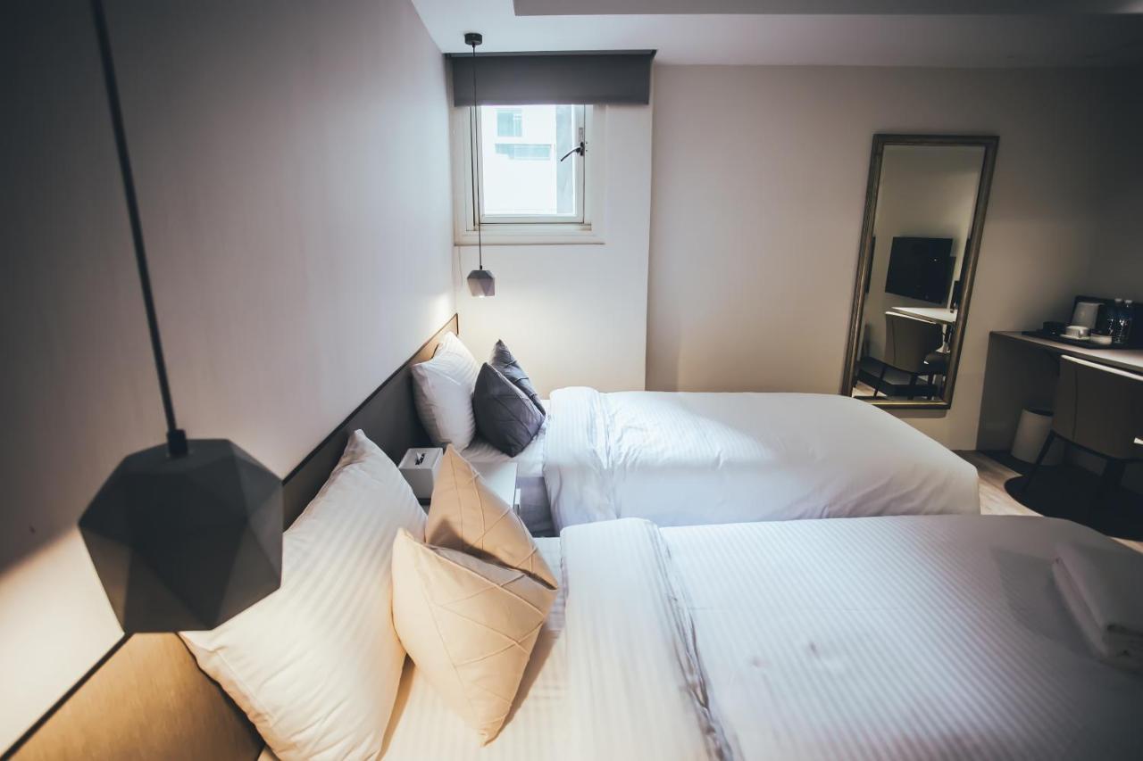 Le Hotel