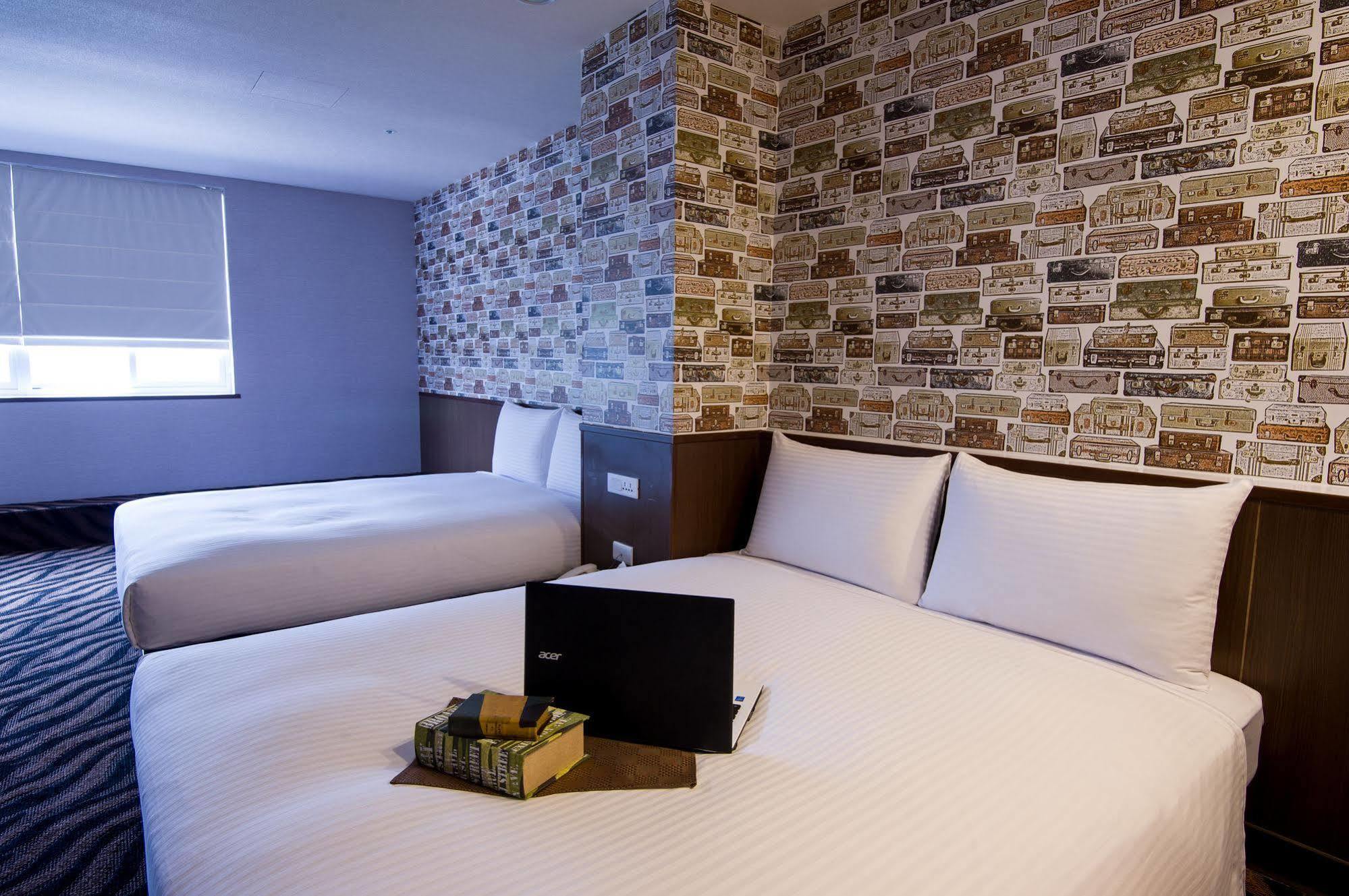 6 - Zhonghua 3* Taipei