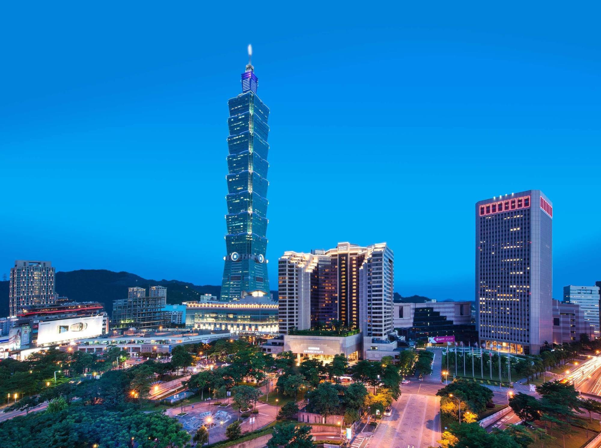 Grand Hyatt Hotel 5*
