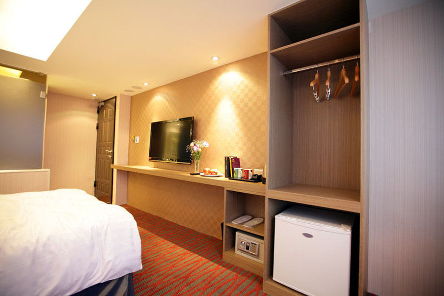 Rf - Zhongxiao Hotel