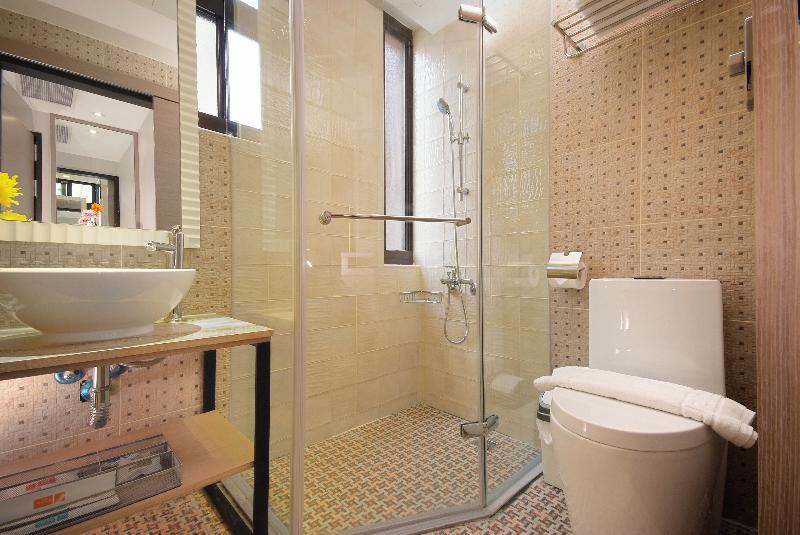 Lan Ting Business Hotel 3*