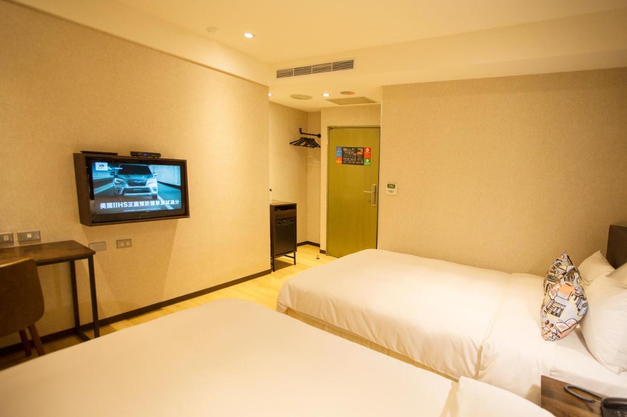 Just Live Inn-taipei Station Hotel