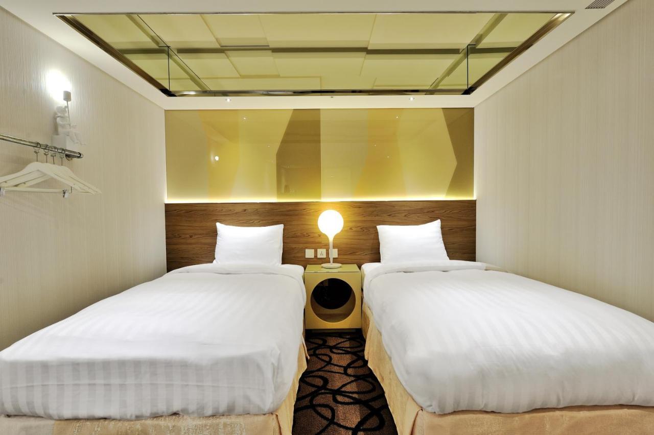 World - Zhonghua Hotel