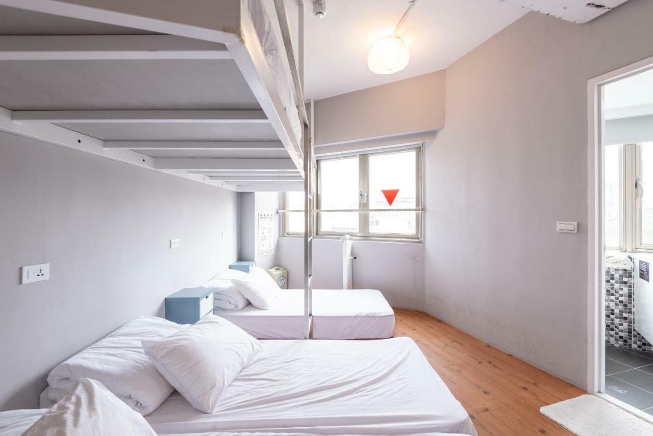 Main Station Guest house Taipei