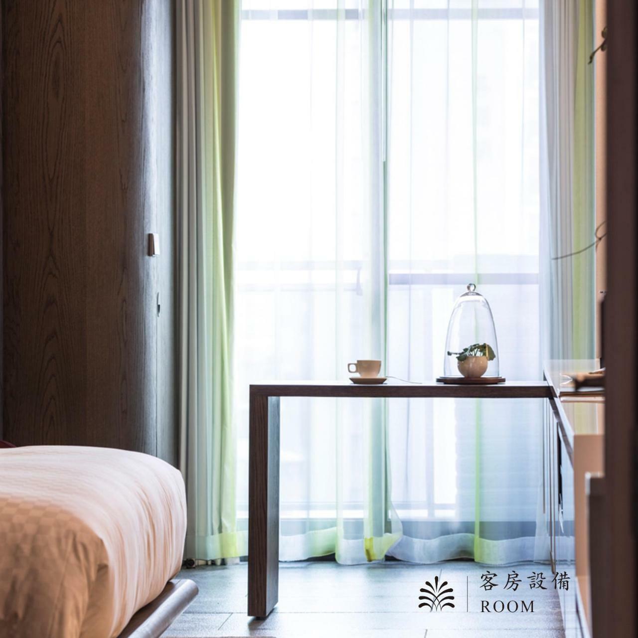 Hotel Royal Beitou 5*