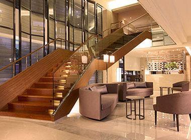 Cozzi Zhongxiao Hotel