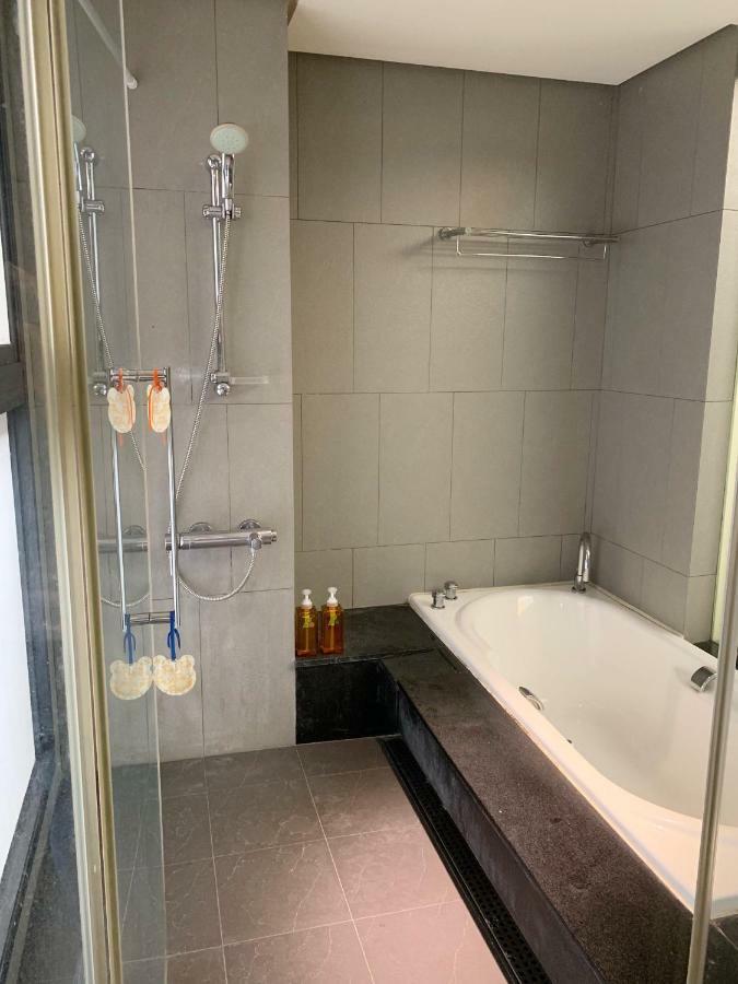 Five Star Room 3*