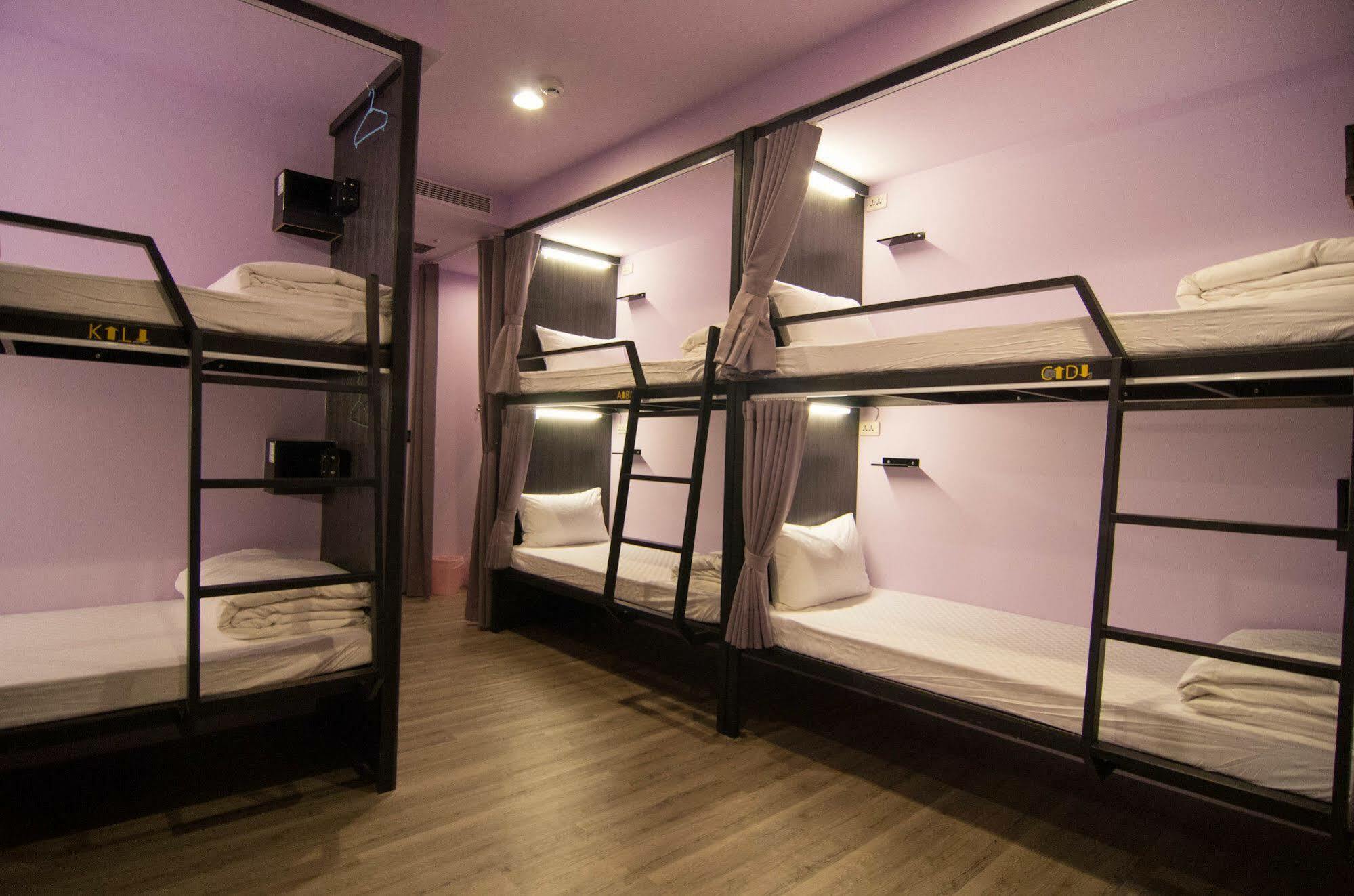 Backpackers - Changchun