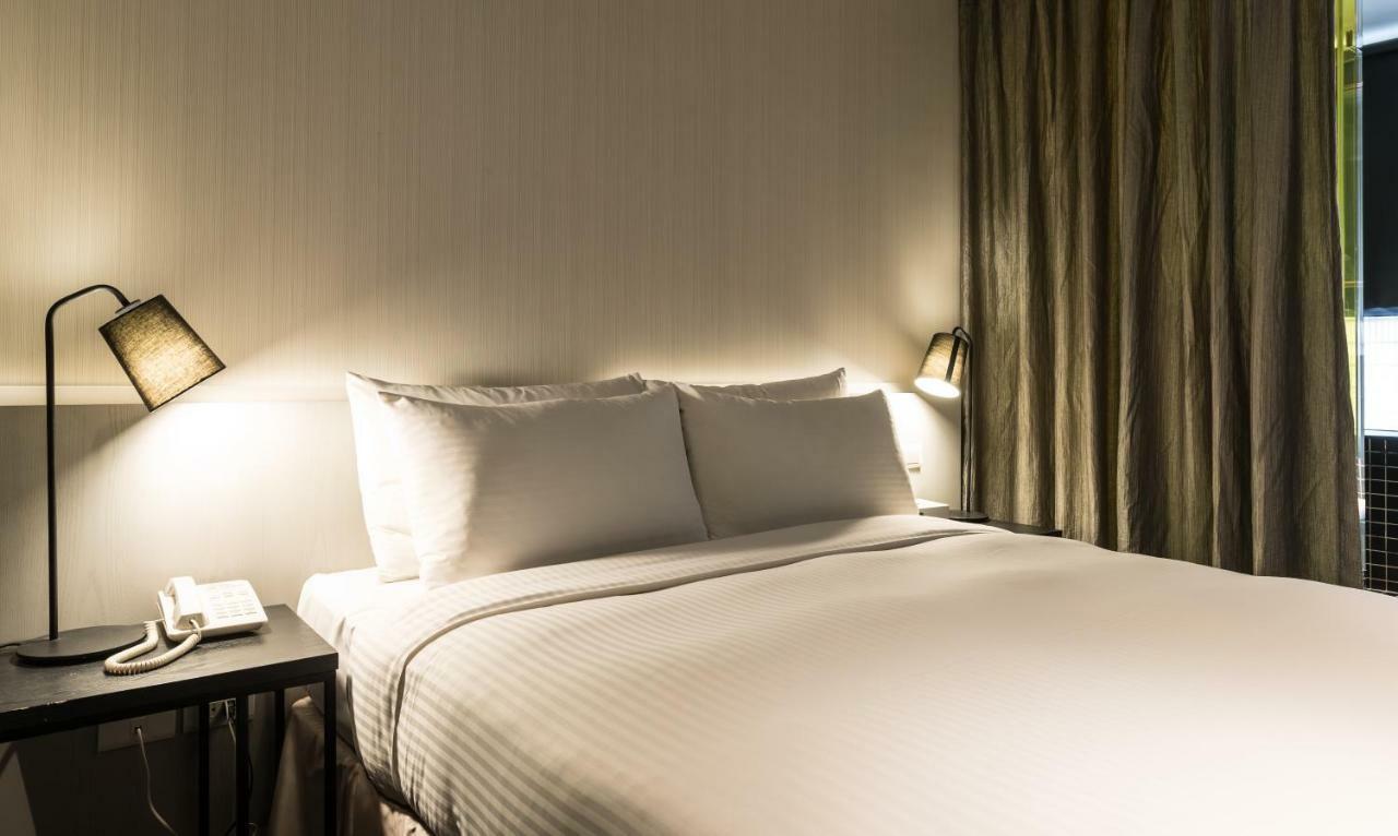 Vendome East Hotel