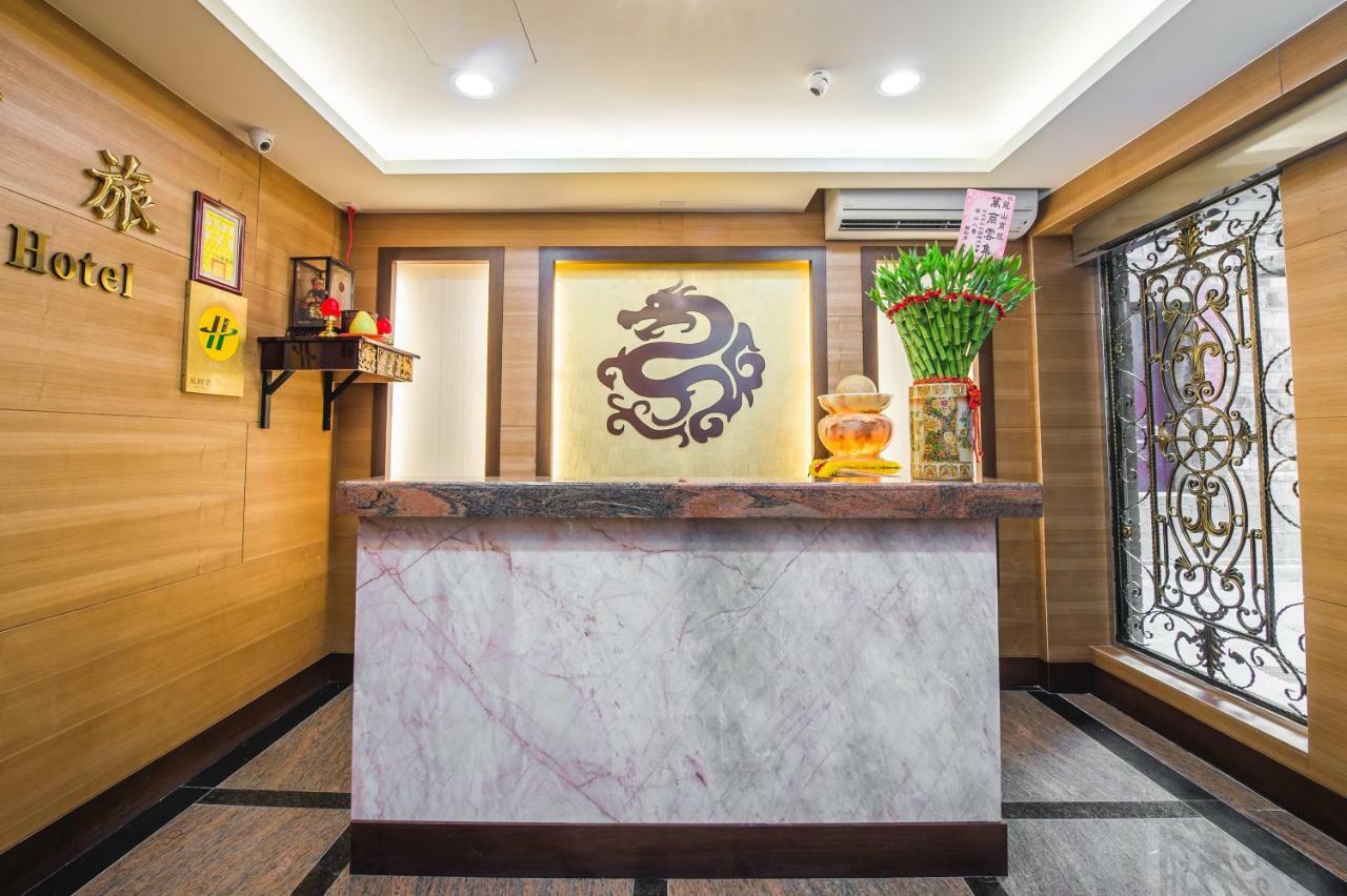 Longshan 2* Taipei