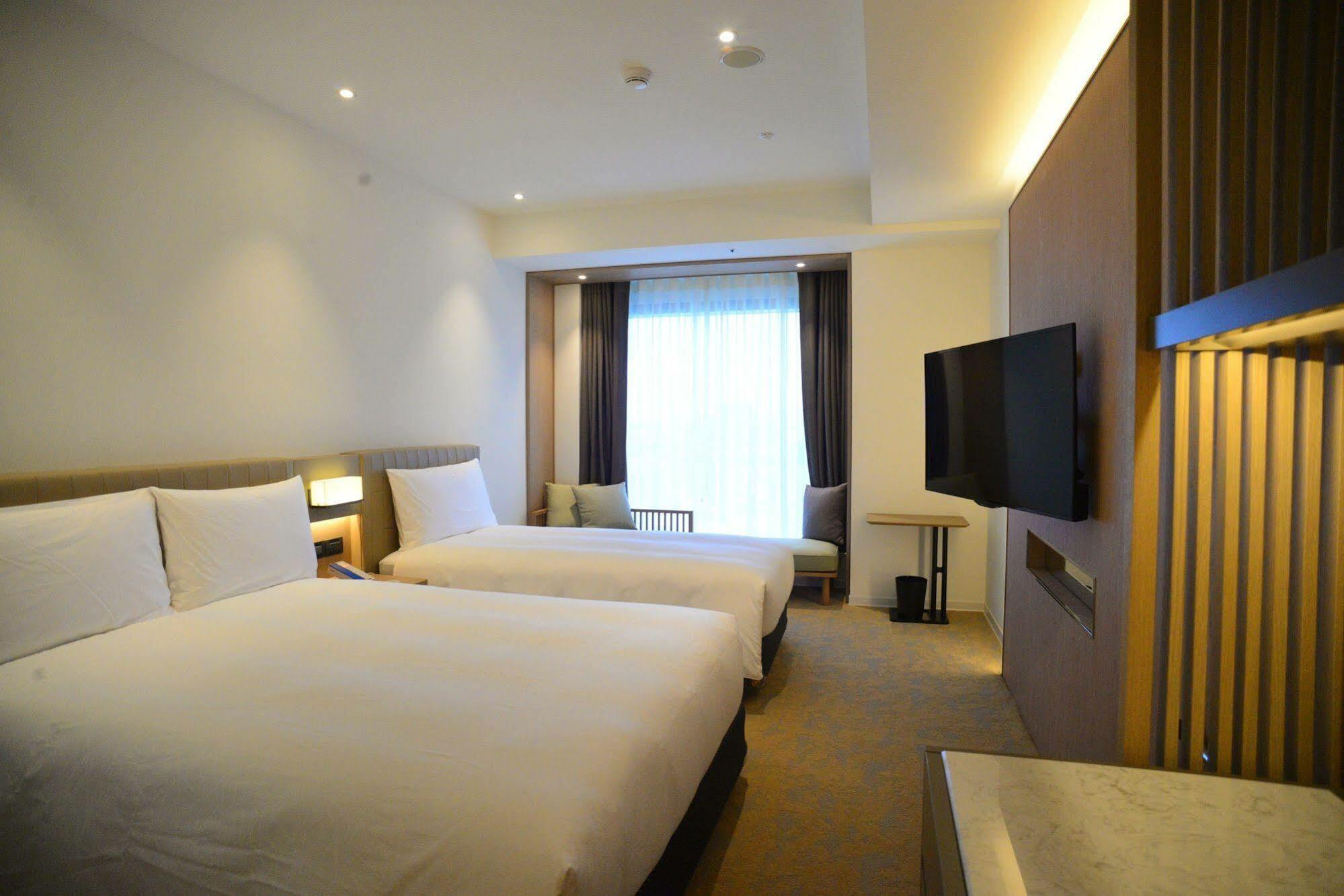 Caesar Metro Hotel
