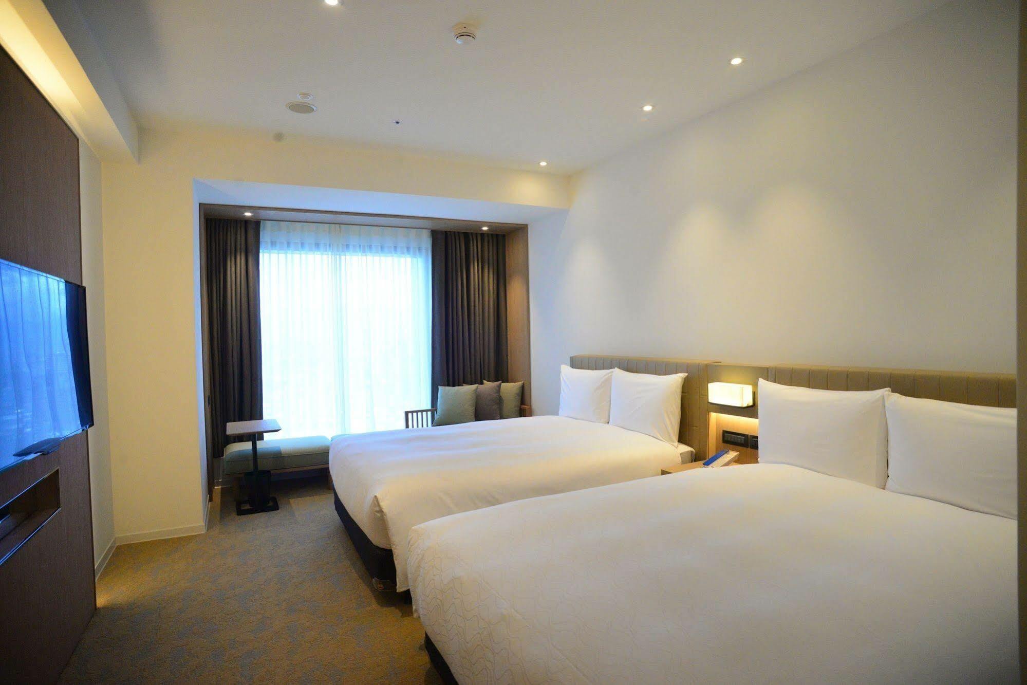 Caesar Metro Hotel