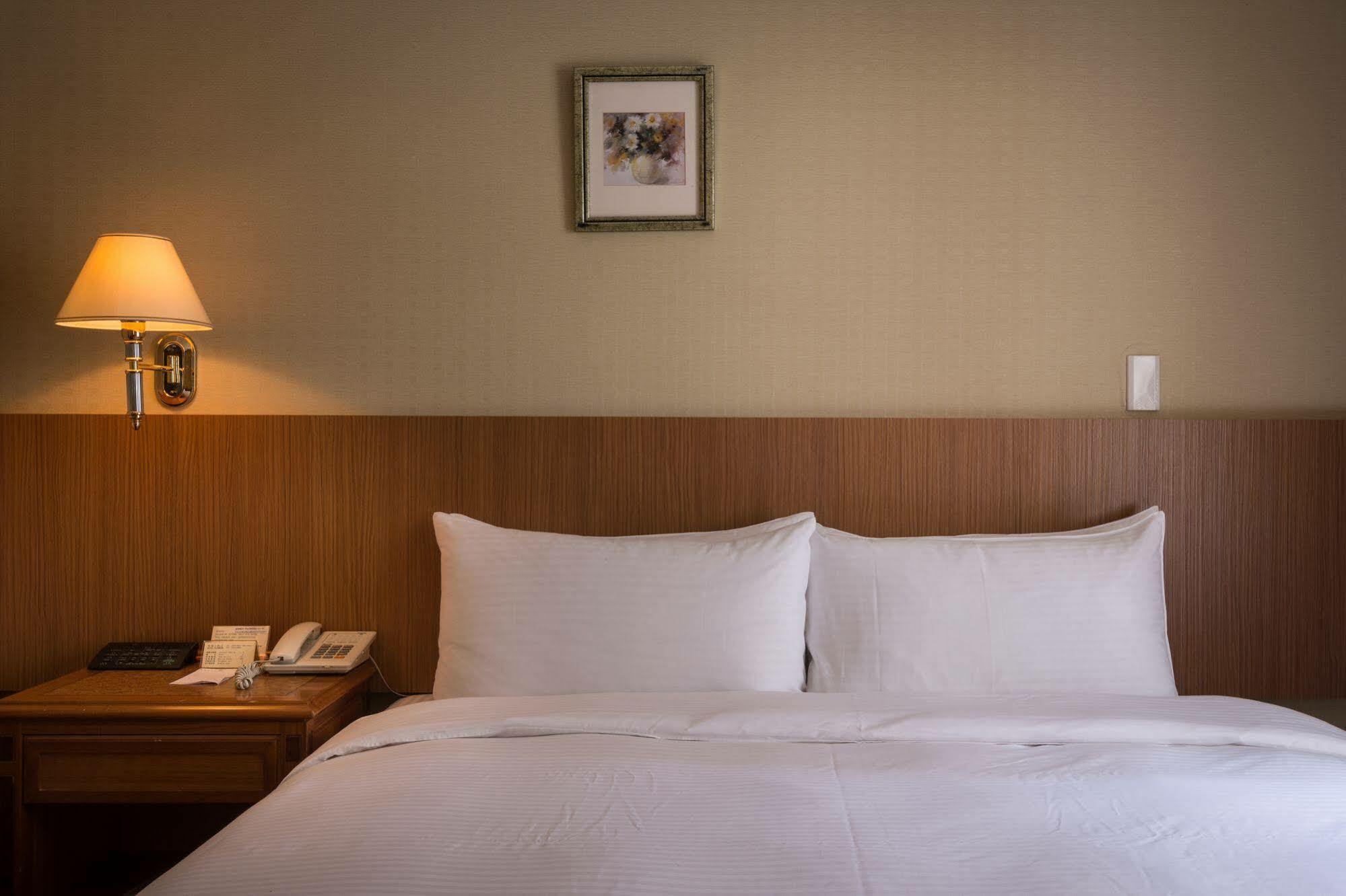 Hotel World Flora Annex Taipei